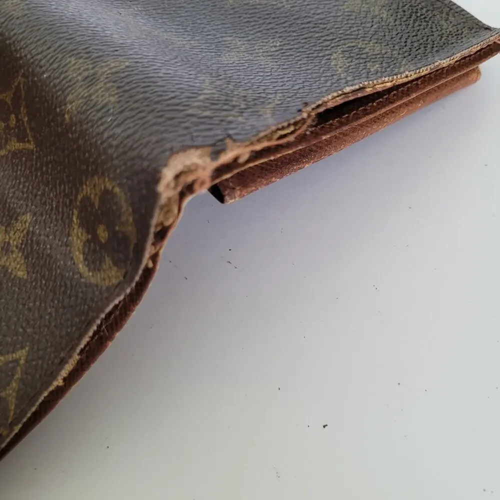 Vintage Louis Vuitton Men's LV Brown Bi-Fold Leather Wallet Monogram Classic